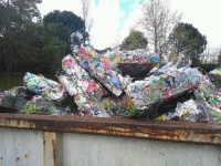 lixo compactado para a reciclagem